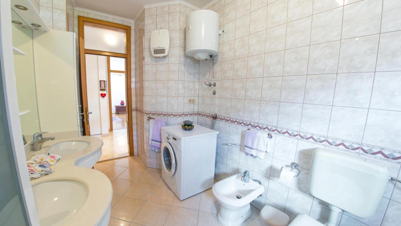 Apartment Italy - Promenade Mostar Eksteriør bilde